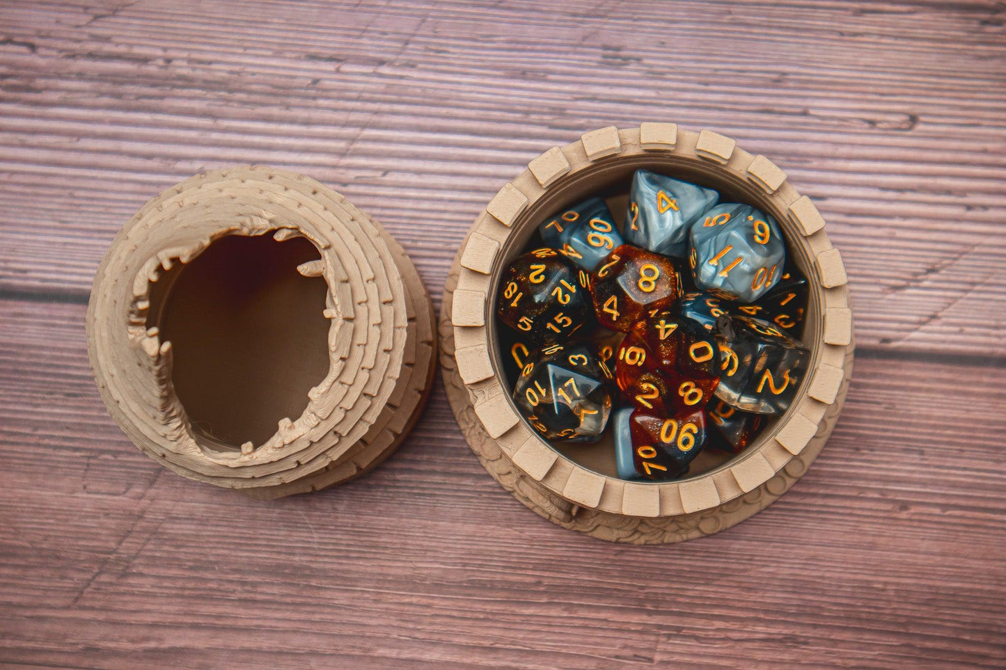 Game master dice box