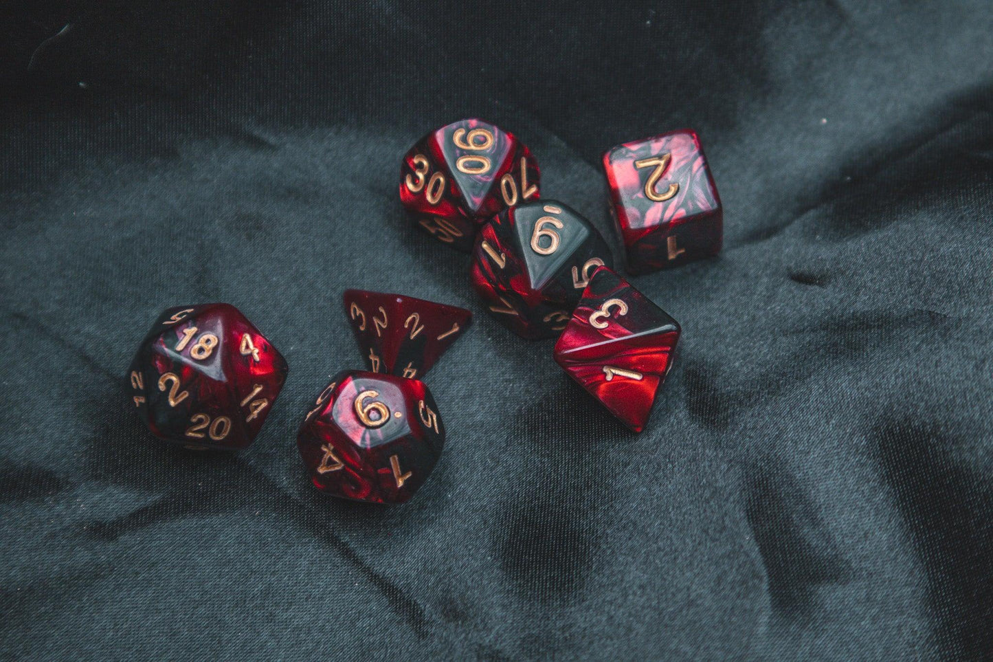 Dragon heart Polyhedral dice set - Soft edge - The Flaming Feather & Flaming Filament