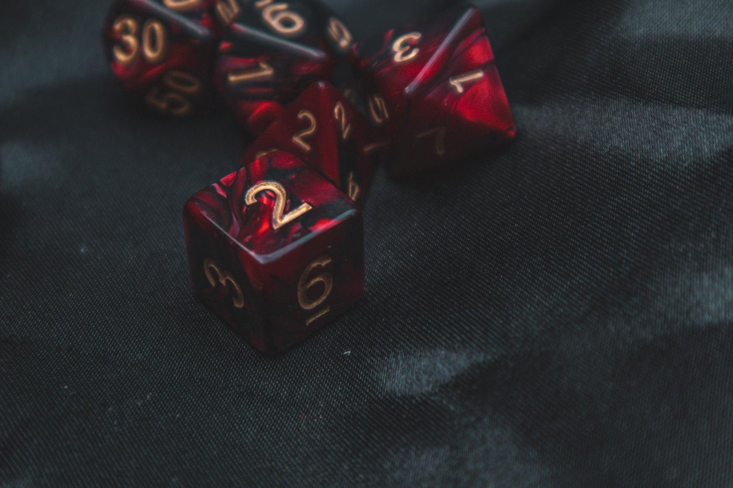 Dragon heart Polyhedral dice set - Soft edge - The Flaming Feather & Flaming Filament