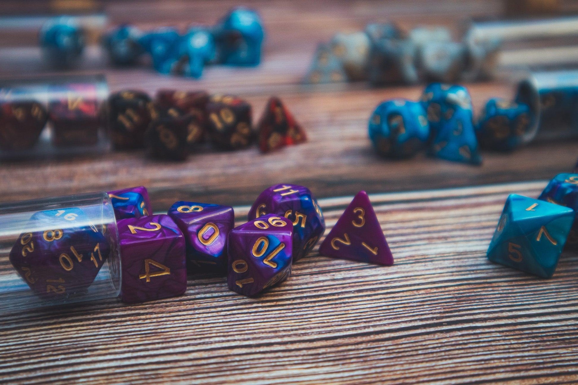 Lunar Sorcery Polyhedral dice set - Soft edge - The Flaming Feather & Flaming Filament