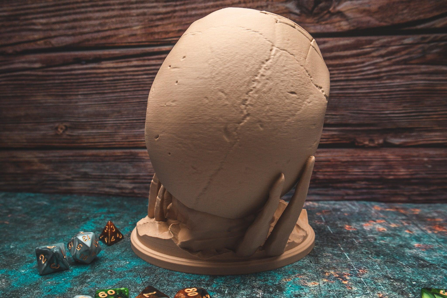 Deserts Kiss Skull Dice Tower - The Flaming Feather & Flaming Filament