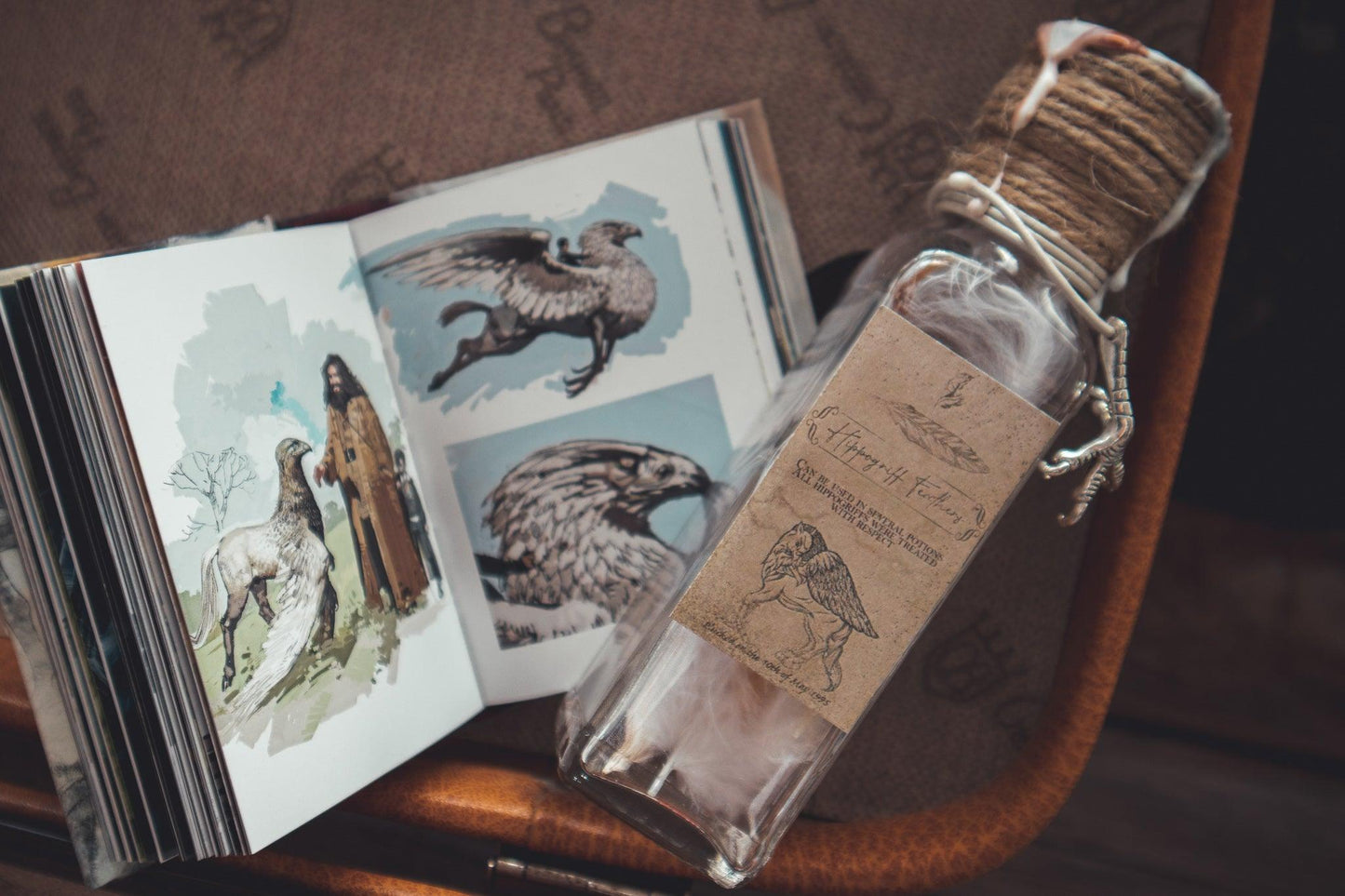 Hippogriff feathers - The Flaming Feather & Flaming Filament