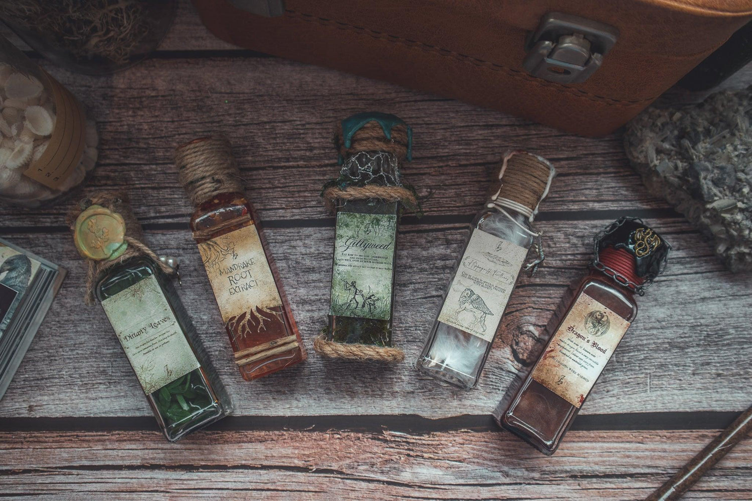 Travellers collection - The Flaming Feather & Flaming Filament