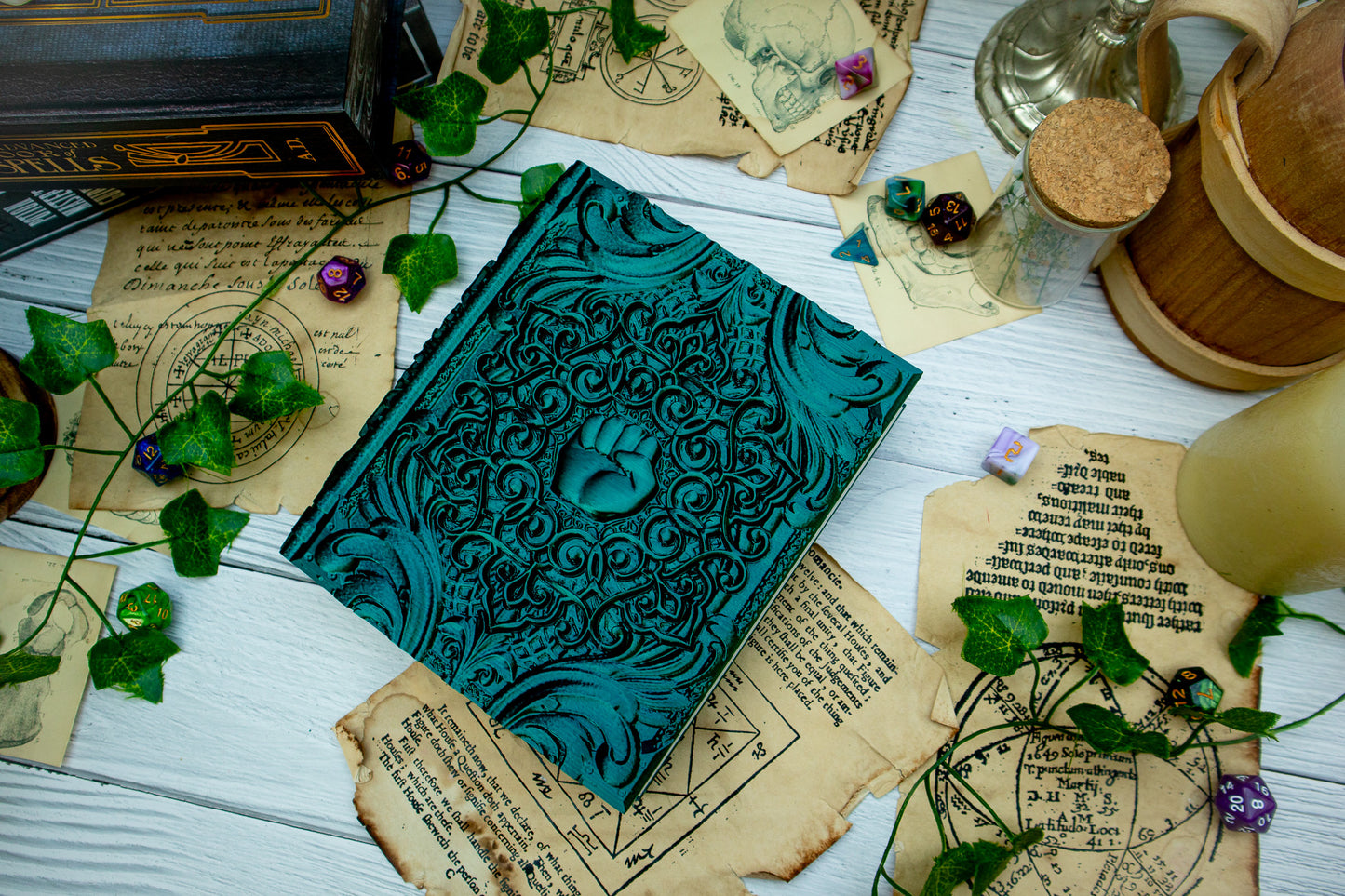 Monk's Fist Dice tome - Dice holder & Dice tray