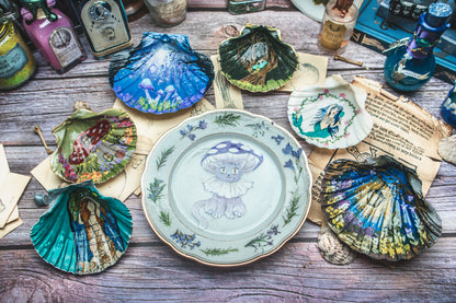 Plate with mythical mushroom cat