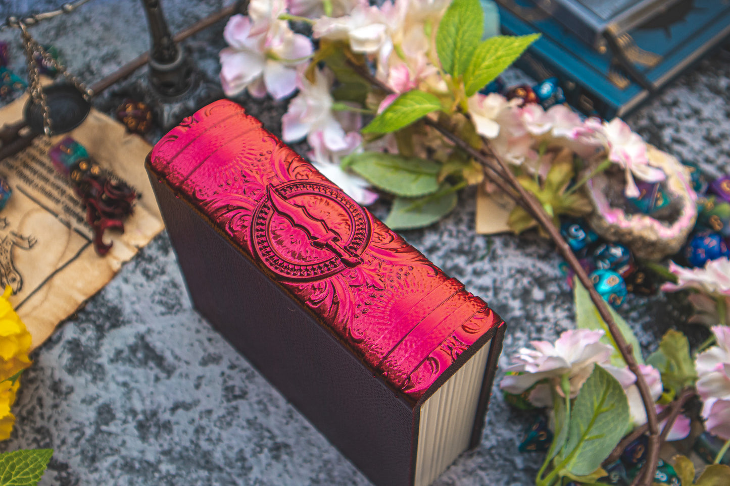 Dagger Dice Tome - Holder, Tower & Dice tray