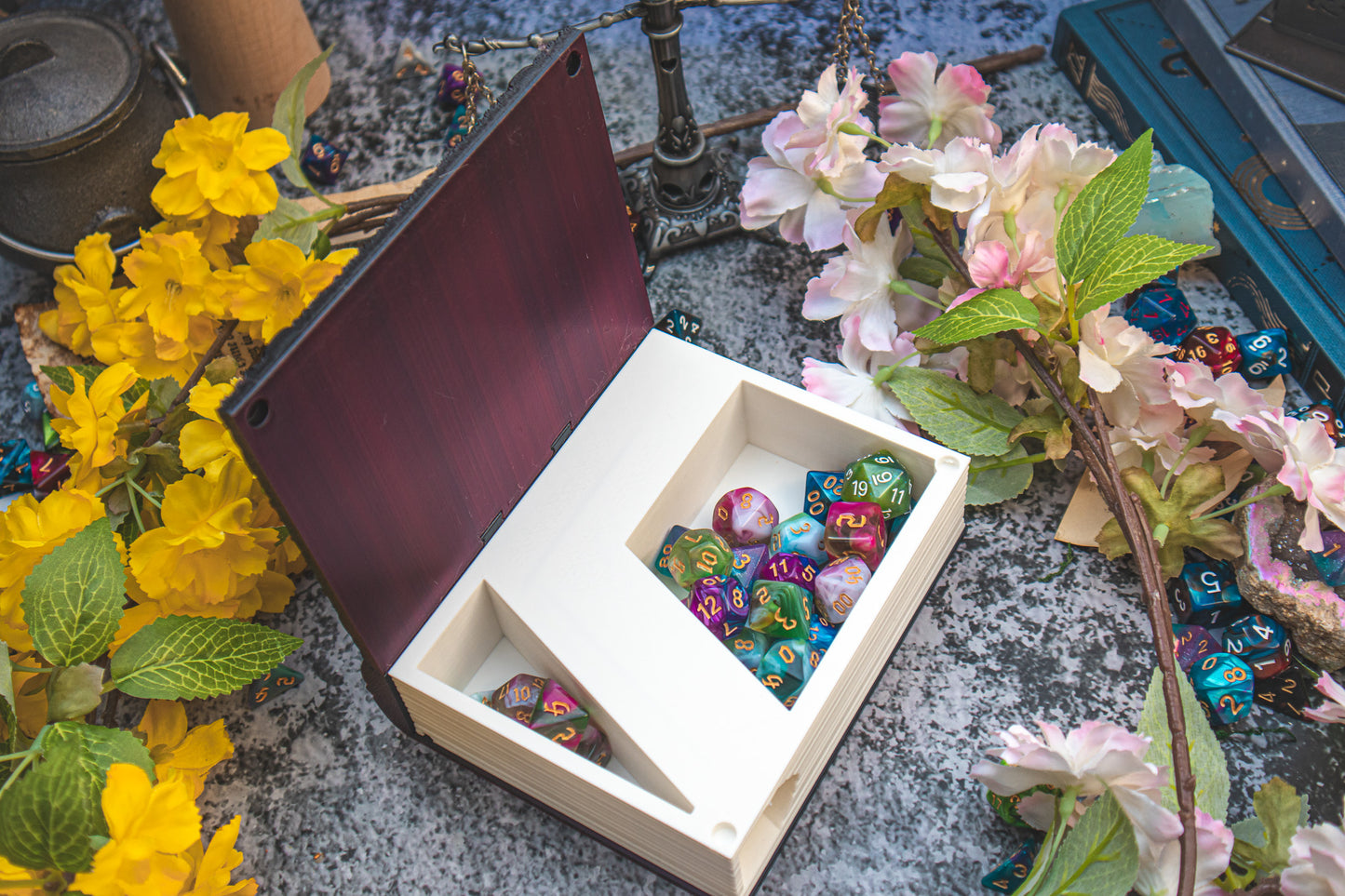 Dagger Dice Tome - Holder, Tower & Dice tray