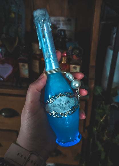 Memory Vial 31st of October - Glow in the dark potion - The Flaming Feather & Flaming Filament