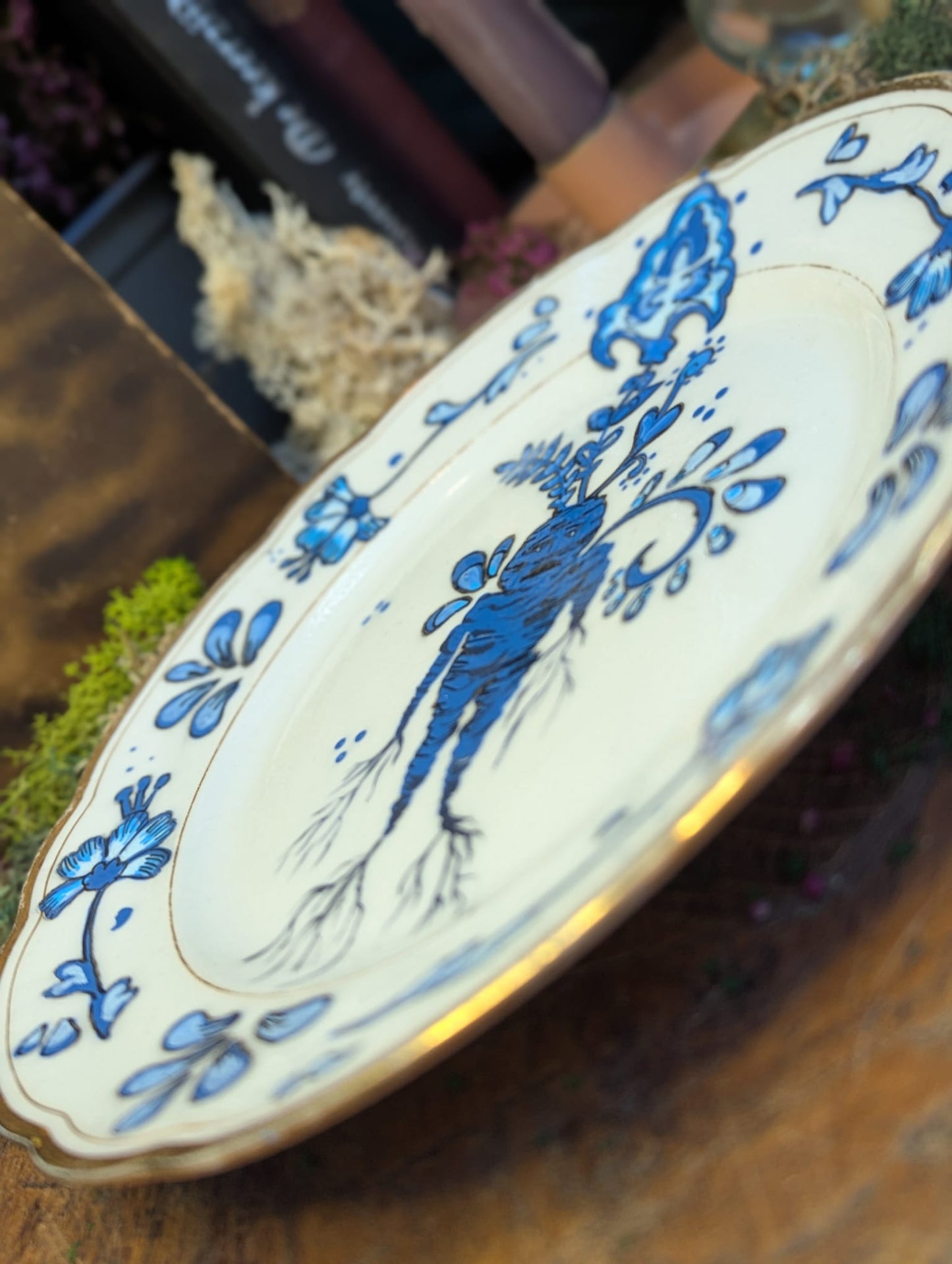 Mandragora in Delft blue style