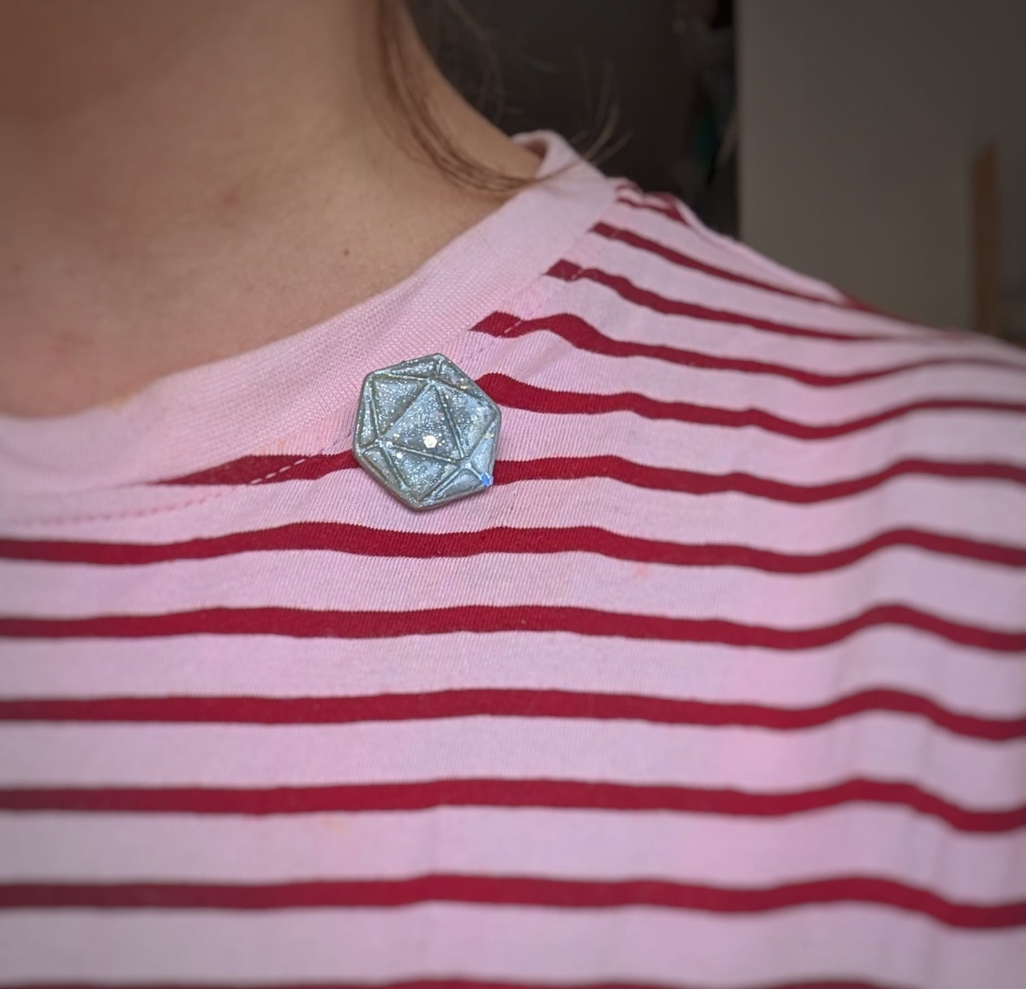 D20 pin