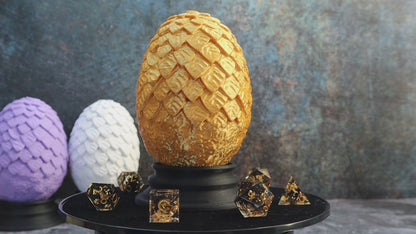 Dragon egg + stand - screw on dice holder