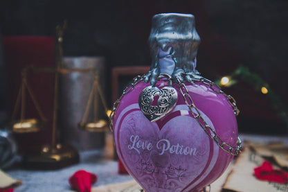 Love Potion Colour-changing potion - The Flaming Feather & Flaming Filament